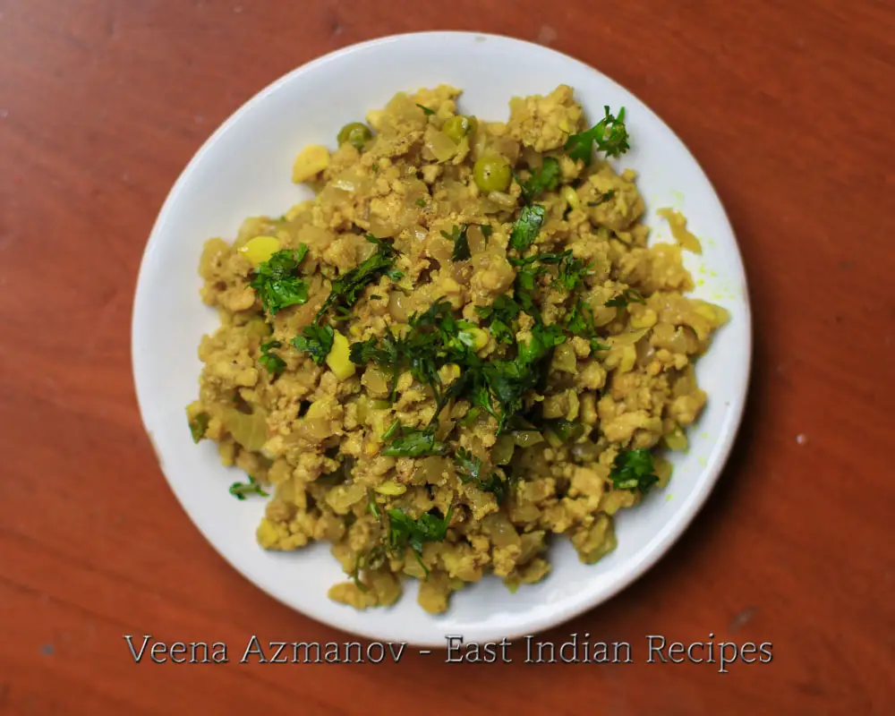 How to Make a Indian Curry with ground chicken minced with peas