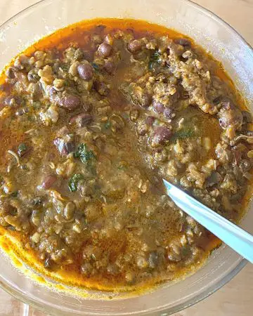 Misel curry in a bowl.