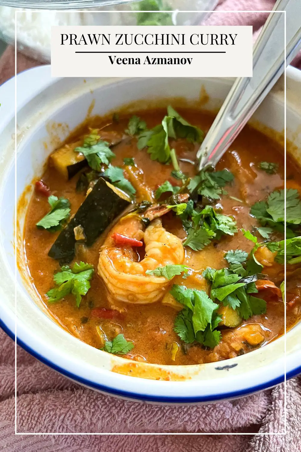 Pinterest image for prawn curry with zucchini.